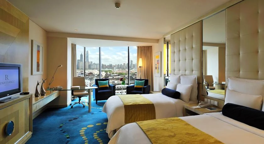 Renaissance Shanghai Yu Garden Hotel