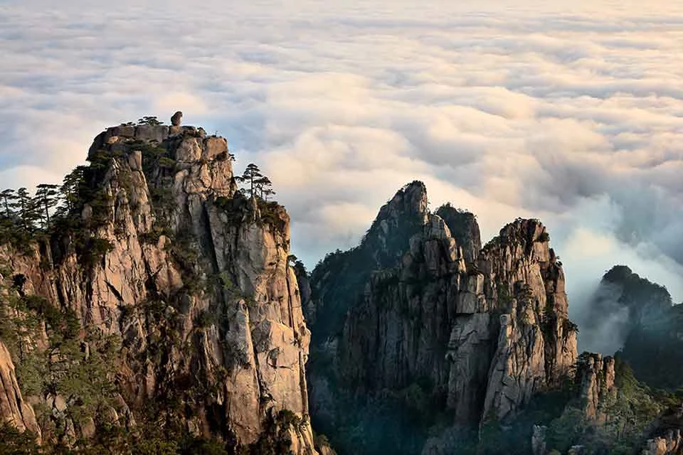 Huangshan-Mountain-